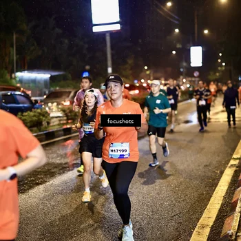 Runner Photo 7663678