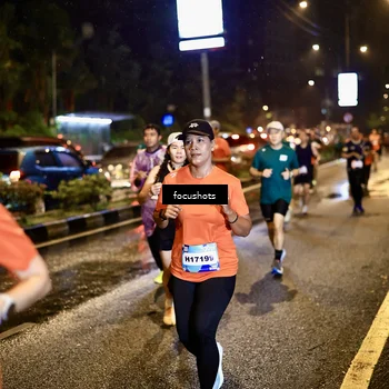 Runner Photo 7663688