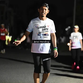 Runner Photo 7663708