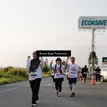 Runner Photo 7663715
