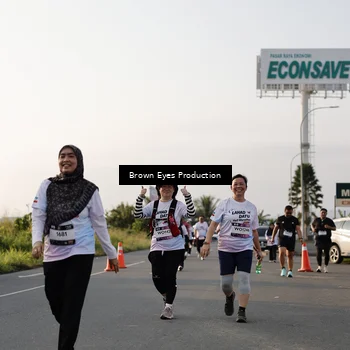 Runner Photo 7663720