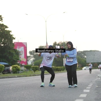 Runner Photo 7663721