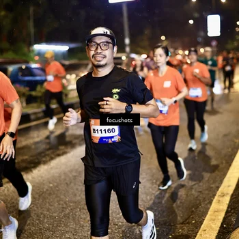 Runner Photo 7663738