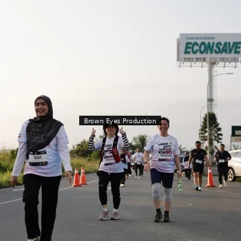 Runner Photo 7663739