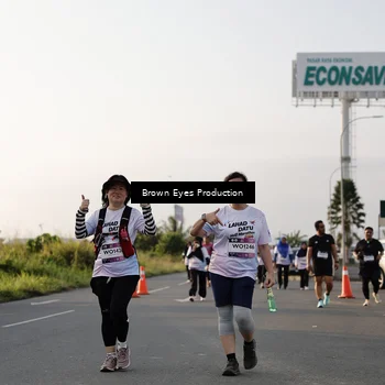Runner Photo 7663752