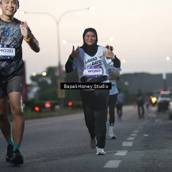 Runner Photo 7663757