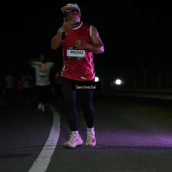 Runner Photo 7663764