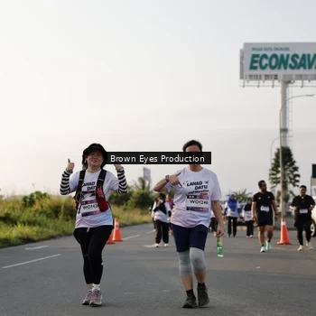Runner Photo 7663792