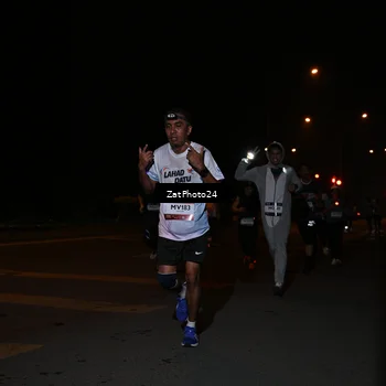 Runner Photo 7663803