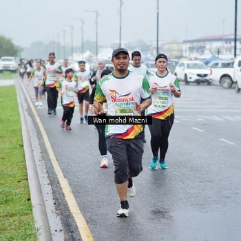 Runner Photo 7663818