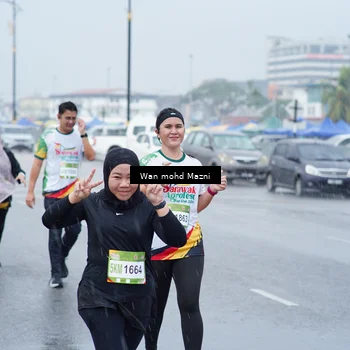 Runner Photo 7663819