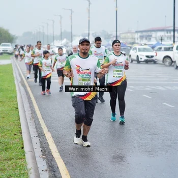 Runner Photo 7663823