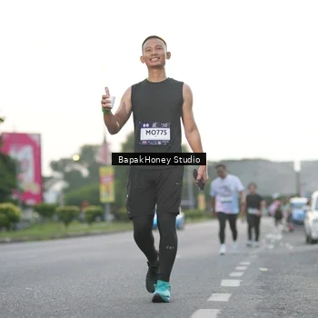 Runner Photo 7663829