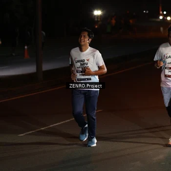 Runner Photo 7663830