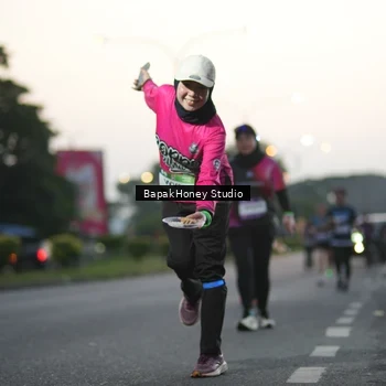 Runner Photo 7663834