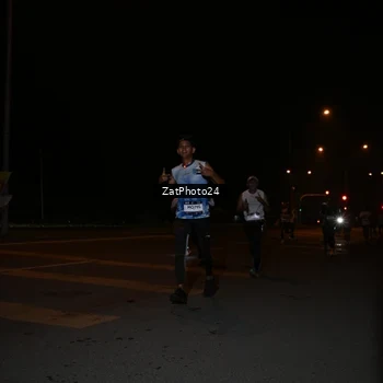 Runner Photo 7663847