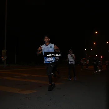 Runner Photo 7663852