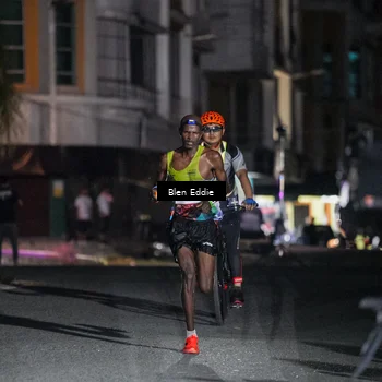 Runner Photo 7663859
