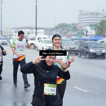 Runner Photo 7663865