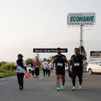 Runner Photo 7663872