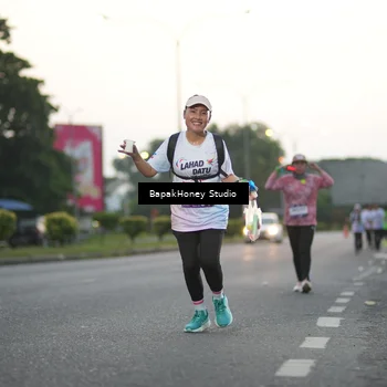 Runner Photo 7663896