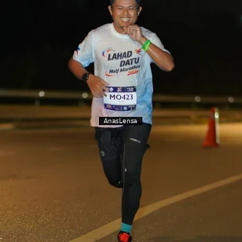 Runner Photo 7663912