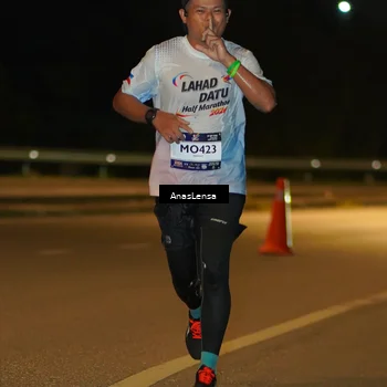 Runner Photo 7663913