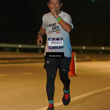 Runner Photo 7663917