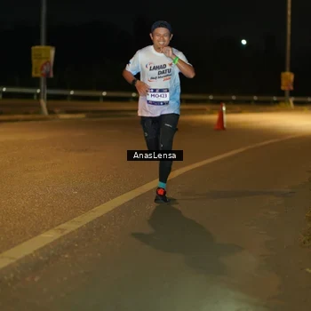 Runner Photo 7663922