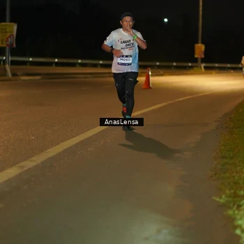 Runner Photo 7663926
