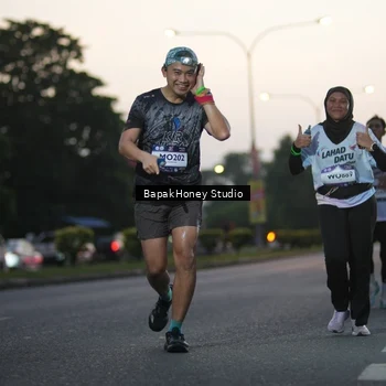 Runner Photo 7663939