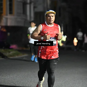 Runner Photo 7663955