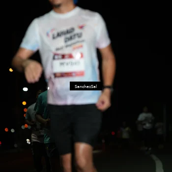 Runner Photo 7663963