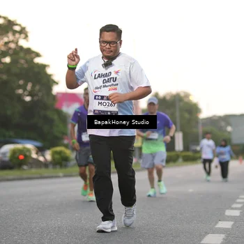 Runner Photo 7663970