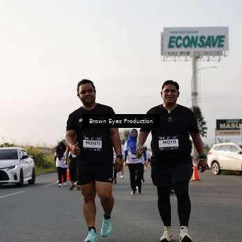 Runner Photo 7663974