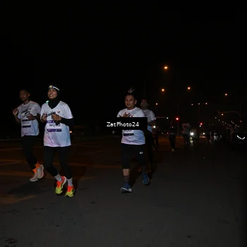 Runner Photo 7664003