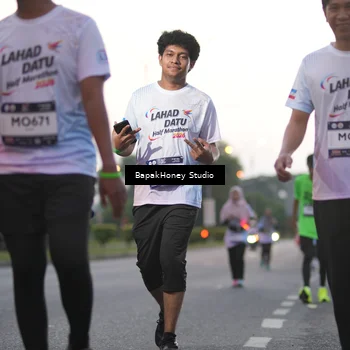 Runner Photo 7664011