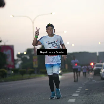 Runner Photo 7664017