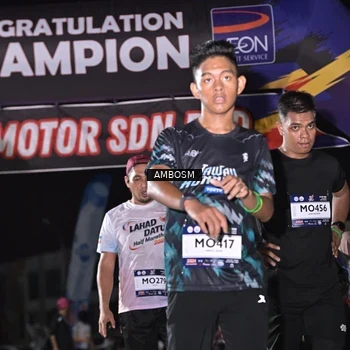 Runner Photo 7664018