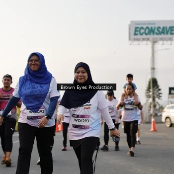 Runner Photo 7664026