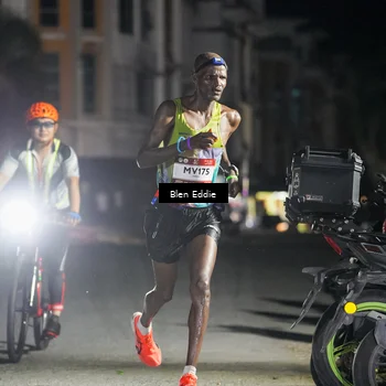 Runner Photo 7664033