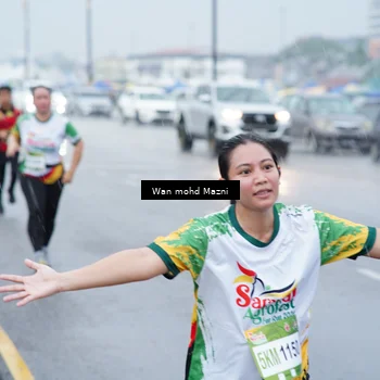 Runner Photo 7664062