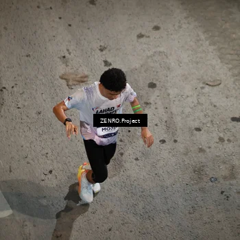 Runner Photo 7664079