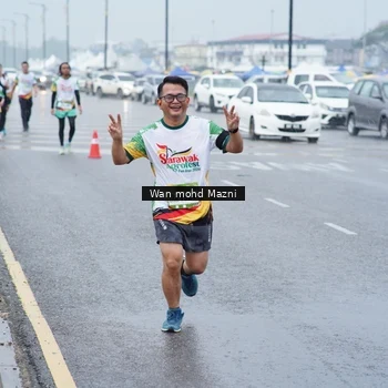 Runner Photo 7664085