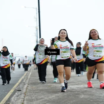 Runner Photo 7664090