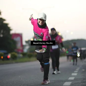 Runner Photo 7664093
