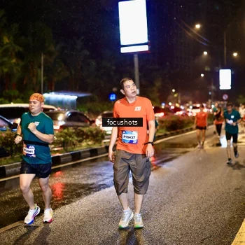Runner Photo 7664101
