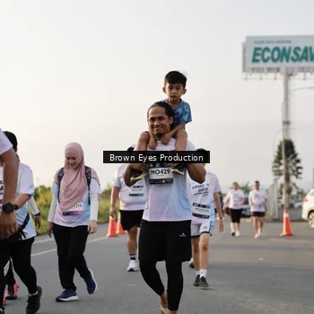 Runner Photo 7664119