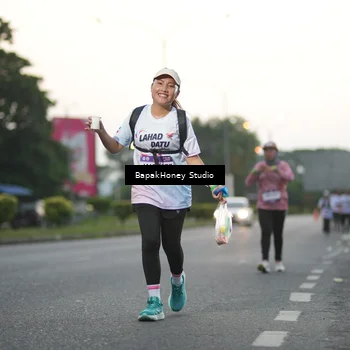 Runner Photo 7664128
