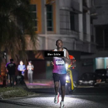 Runner Photo 7664132